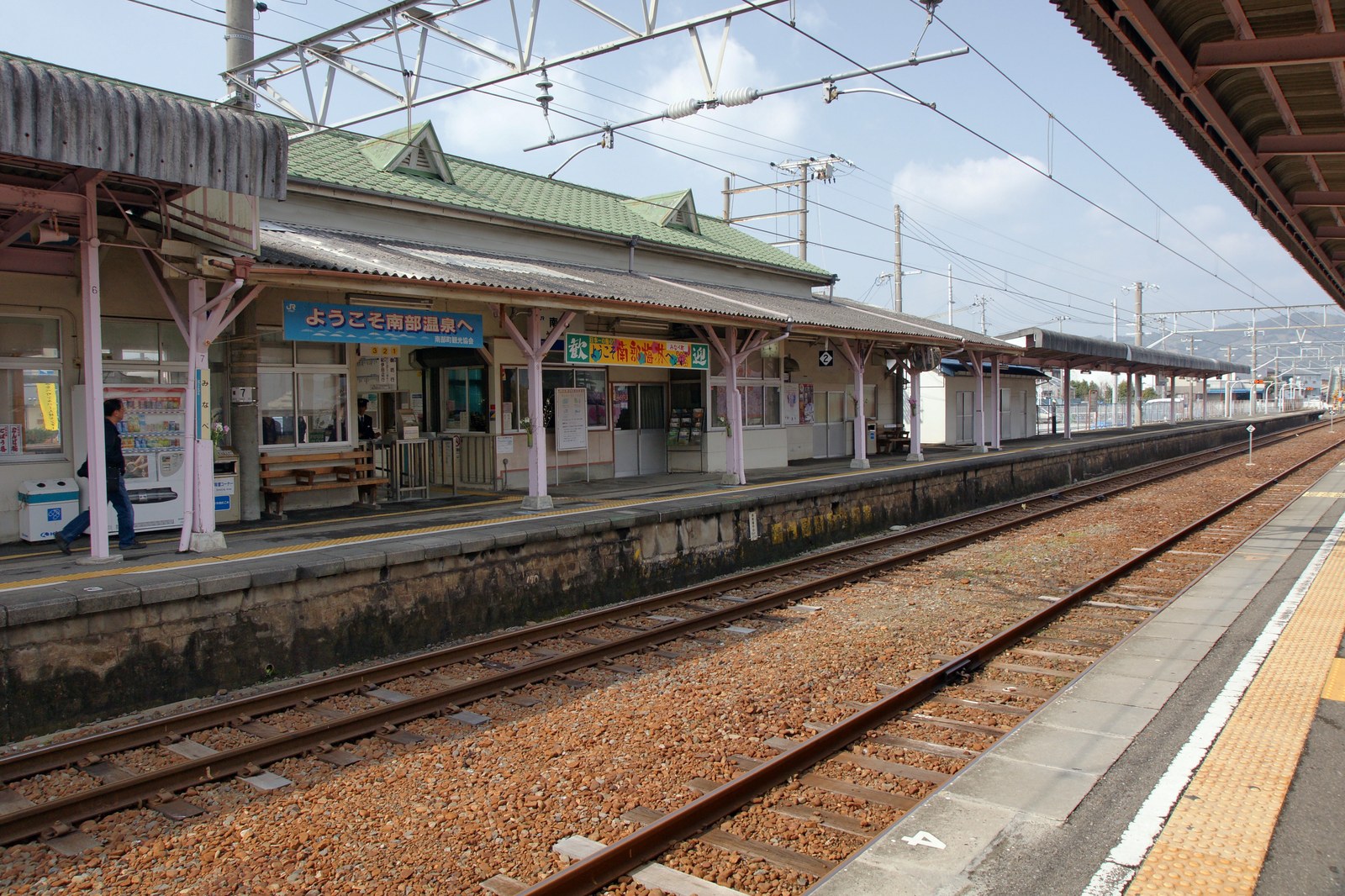 和歌山県みなべ町のJR南部駅